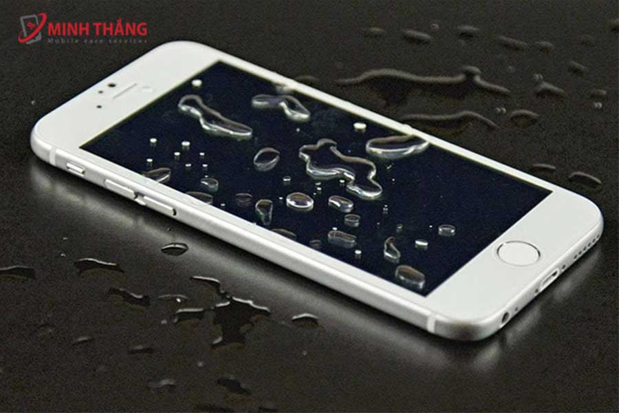 Thay Cụm Chuông Loa iPhone Xs Max 6 nước vào loa iPhone12 pro max