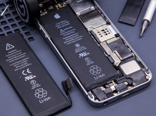 Sửa iPhone 7 sạc không vào pin 26 Sua iPhone 6 sac khong vao pin 7 Sửa iPhone 7 sạc không vào pin