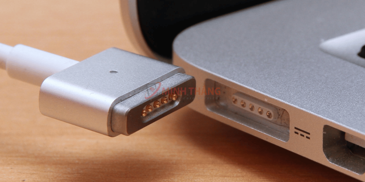 Sua sac macbook 1 1 Sửa Sạc Macbook Pro 2019