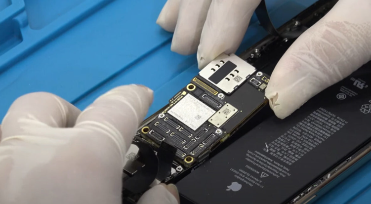 Thay Main iPhone 2 Thay Main iPhone 8 Plus